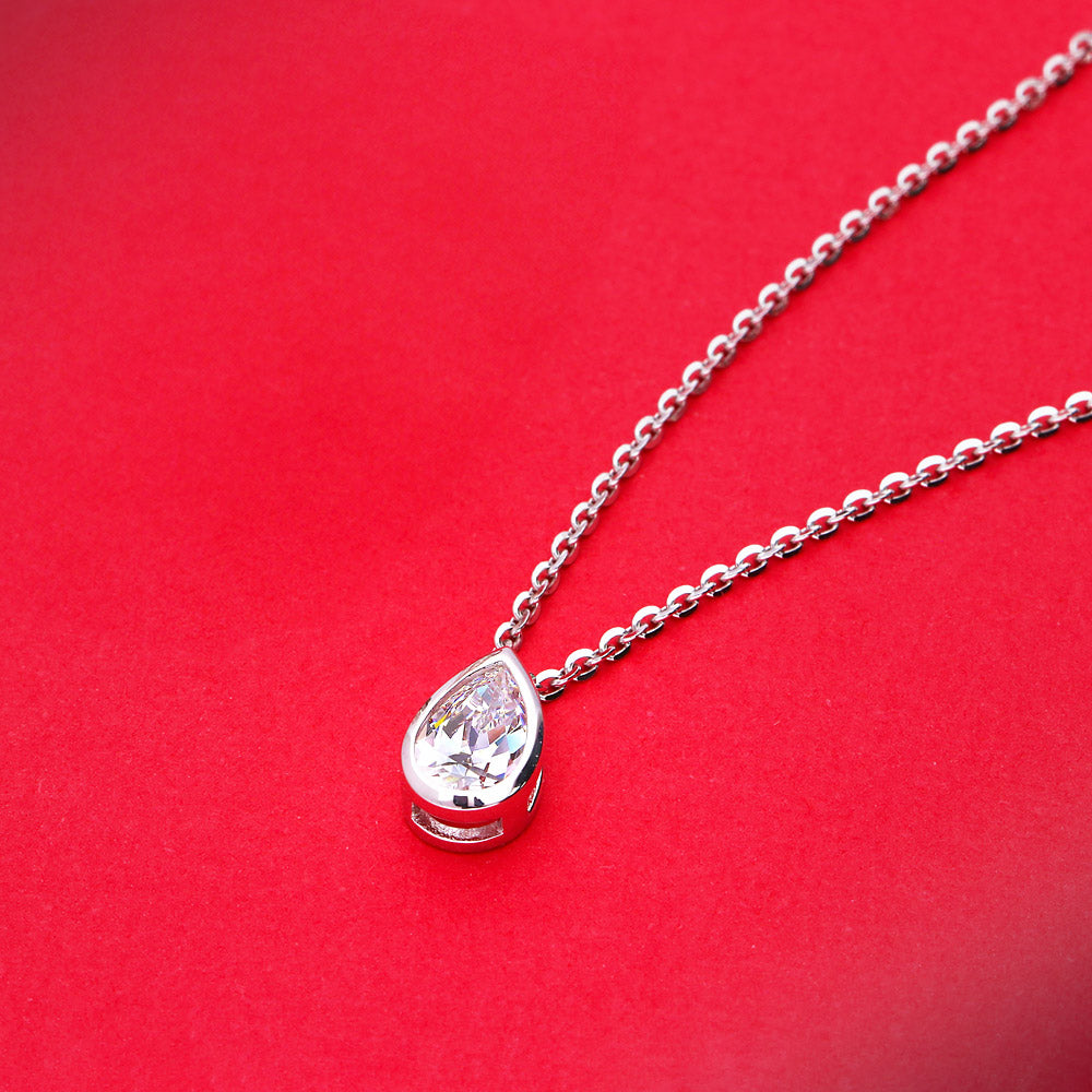 Solitaire Pendant Necklace