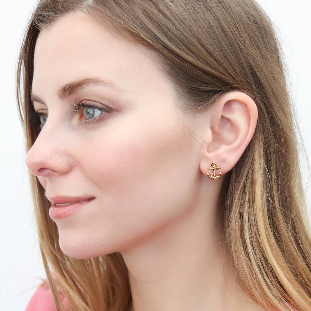 Anchor stud earrings fashion