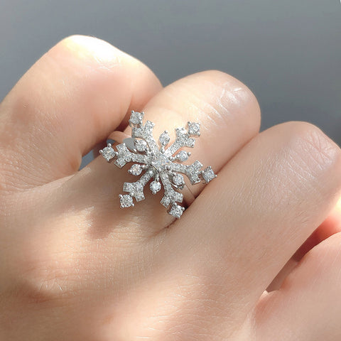 Image Contain: Model Wearing Snowflake Ring