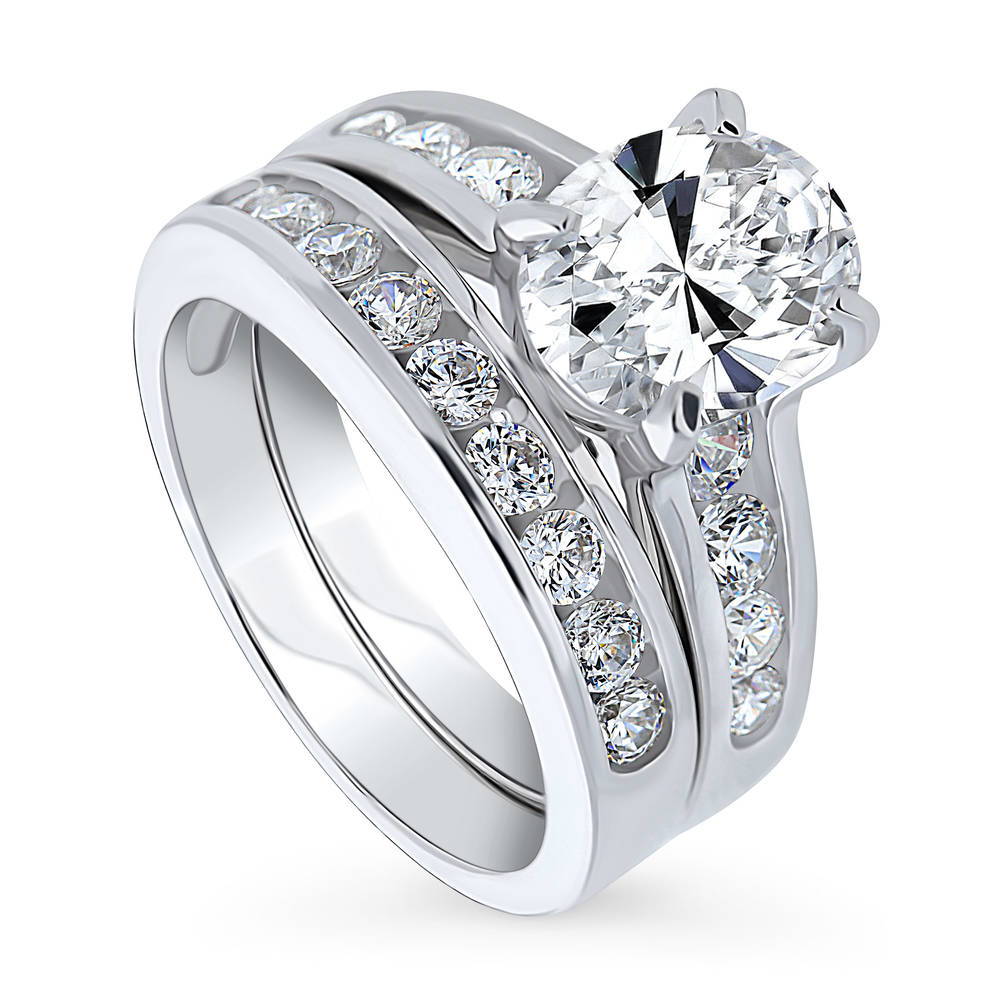 Front view of Solitaire 2.5ct Oval CZ Ring Set in Sterling Silver, 4 of 17