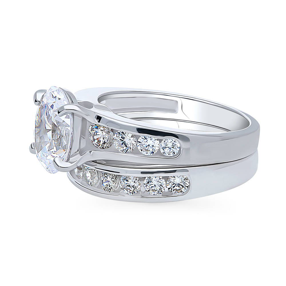 Angle view of Solitaire 2.5ct Oval CZ Ring Set in Sterling Silver, 5 of 17